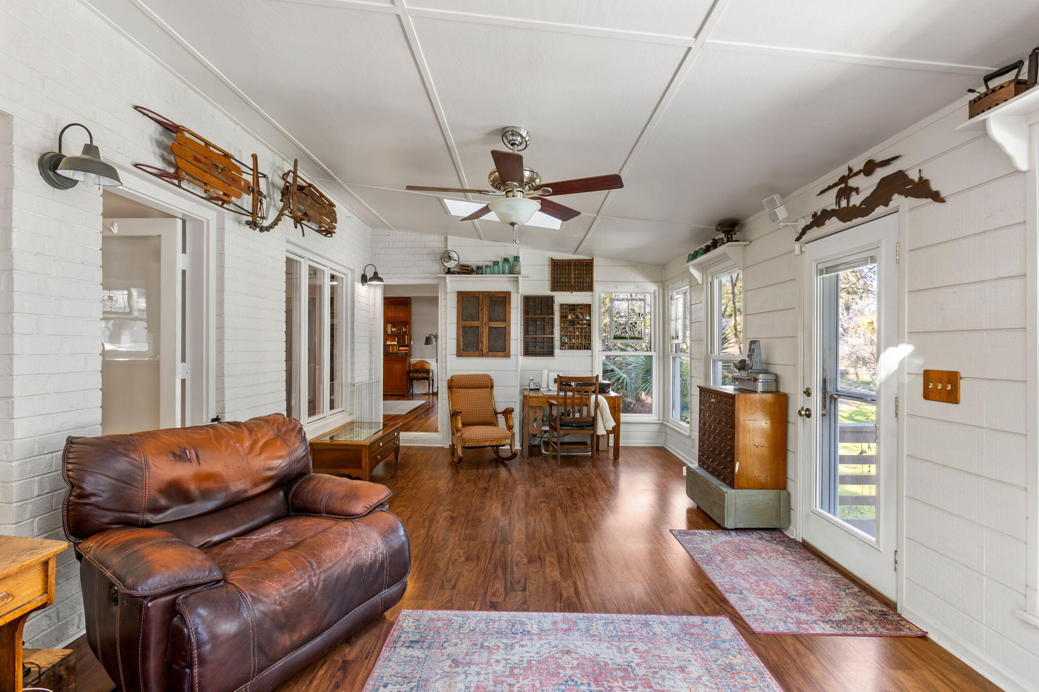 16 North Basilica Avenue Hanahan, SC 29410 - Photo 17 of 64 Sunroom
