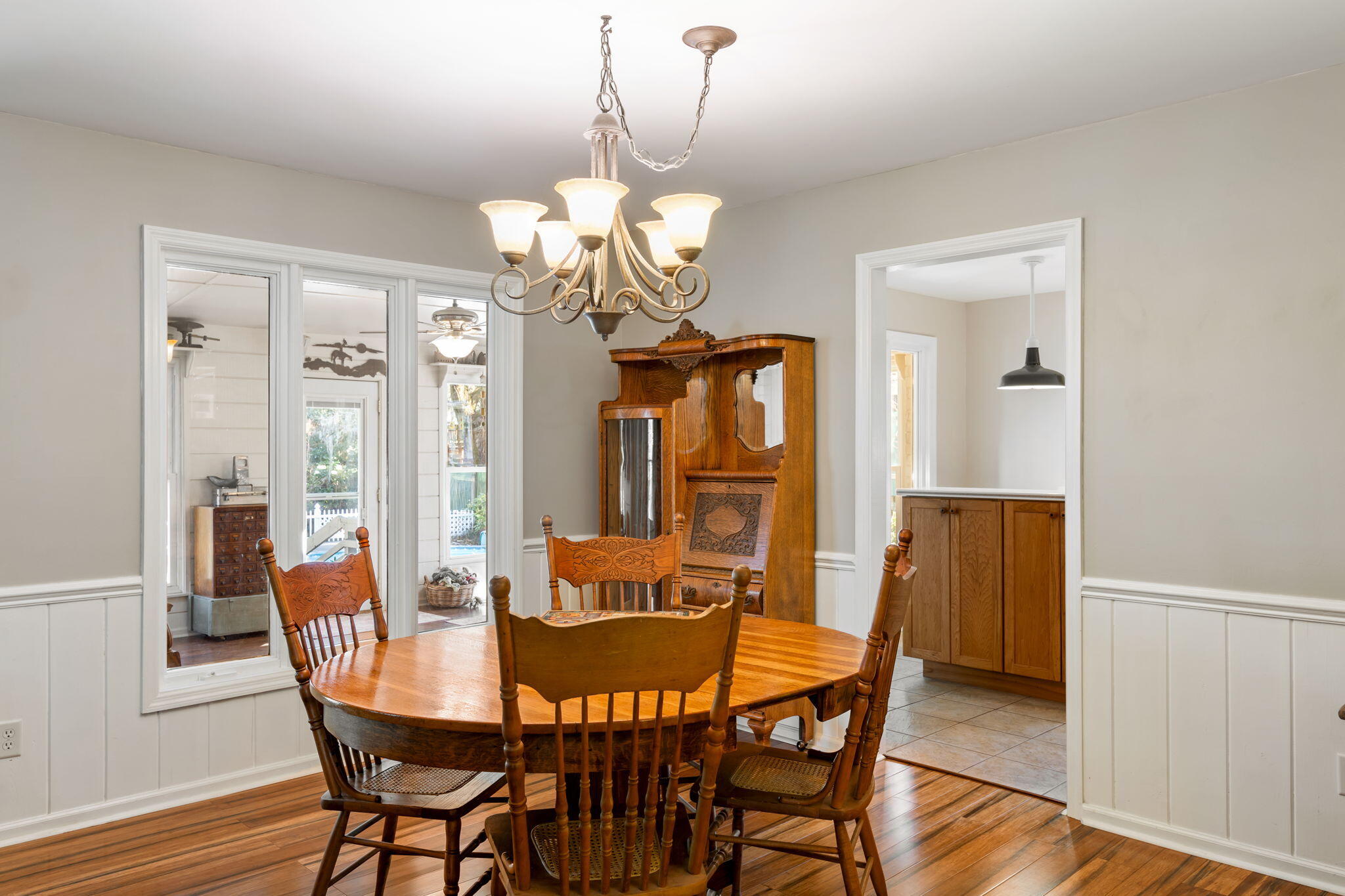 16 North Basilica Avenue Hanahan, SC 29410 - Photo 18 of 64 Dining room
