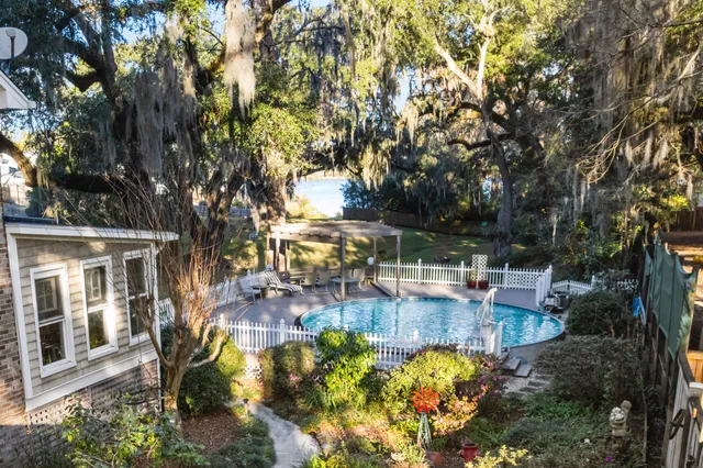 $815,000 | 16 North Basilica Avenue, Hanahan, SC 29410