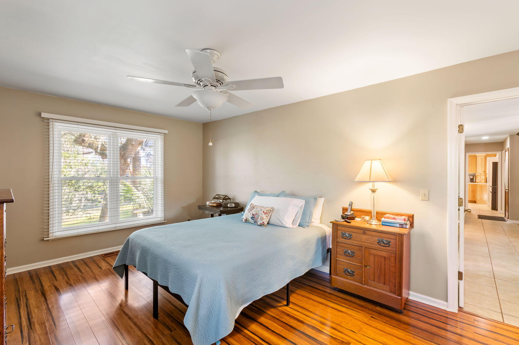 16 North Basilica Avenue Hanahan, SC 29410 - Photo 25 of 64 Owners Suite