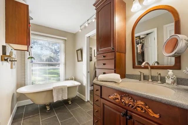 $815,000 | 16 North Basilica Avenue, Hanahan, SC 29410