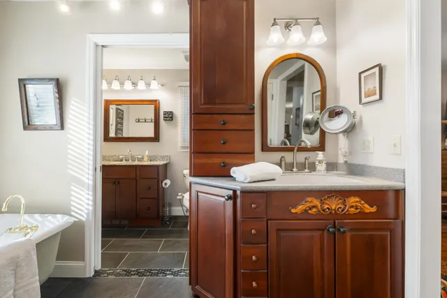 $815,000 | 16 North Basilica Avenue, Hanahan, SC 29410