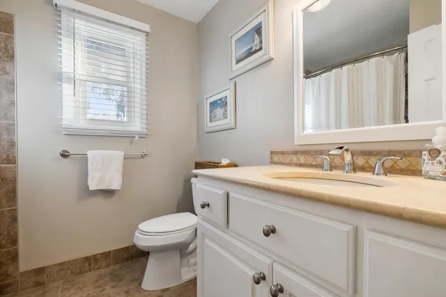 $815,000 | 16 North Basilica Avenue, Hanahan, SC 29410