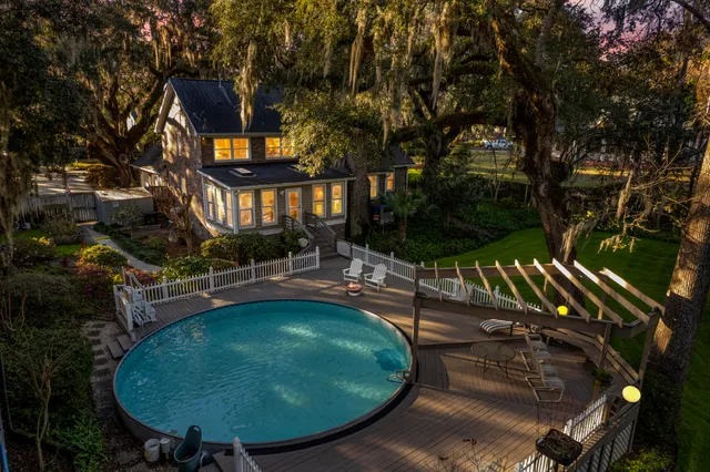 $815,000 | 16 North Basilica Avenue, Hanahan, SC 29410