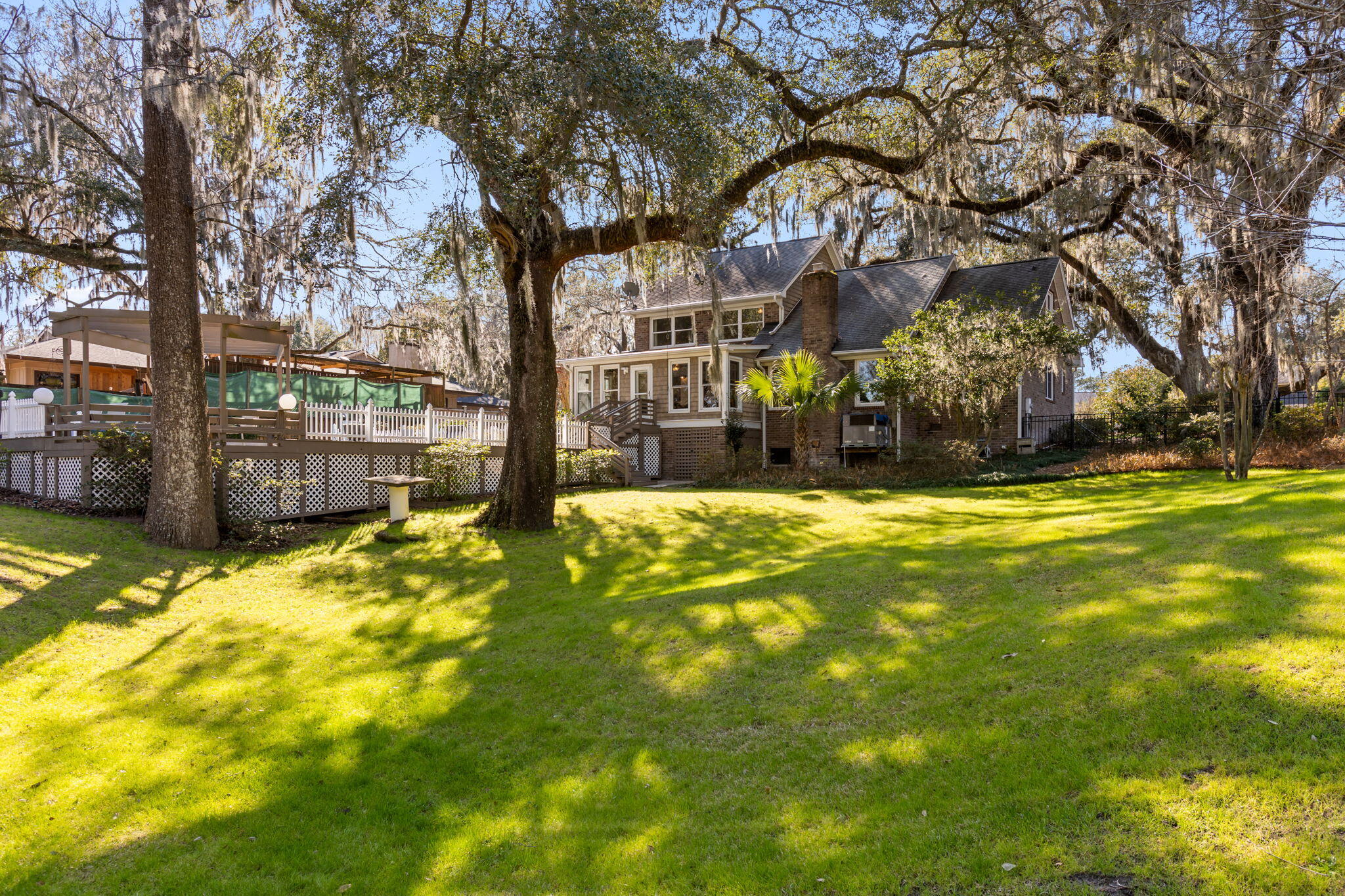 16 North Basilica Avenue Hanahan, SC 29410 - Photo 50 of 64 Expansive backyard
