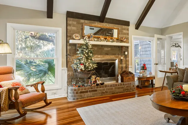 $815,000 | 16 North Basilica Avenue, Hanahan, SC 29410