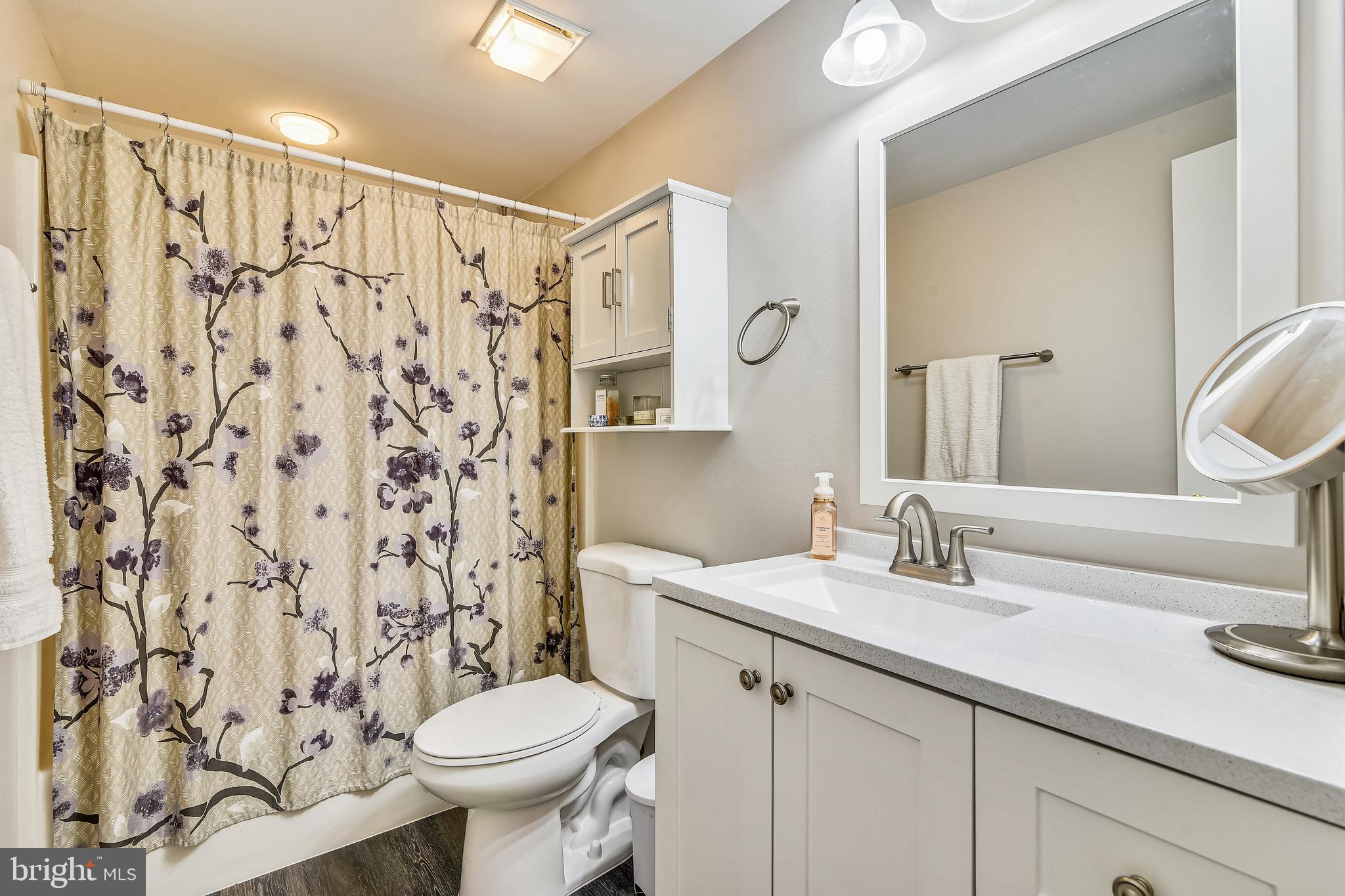 19366 Loudoun Orchard Road Leesburg, VA 20175 - Photo 33 of 40 Remodeled full bath in walk-out lower level