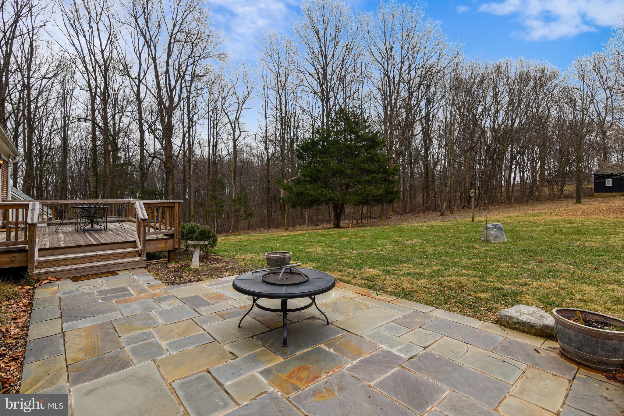 19366 Loudoun Orchard Road Leesburg, VA 20175 - Photo 34 of 40 Multi level slate parged slate patios