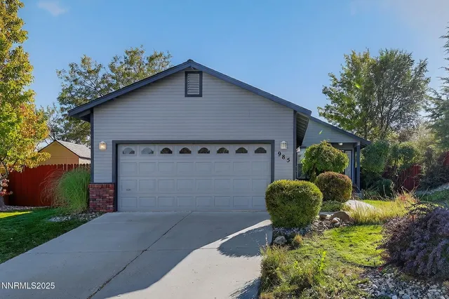 $460,000 | 985 Hilltop Drive, Carson City, NV 89705