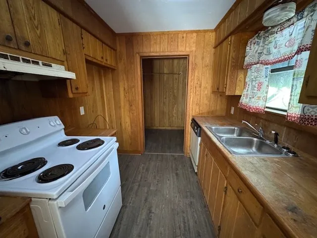 $109,000 | 203 Natchez Street North, Woodville, MS 39669