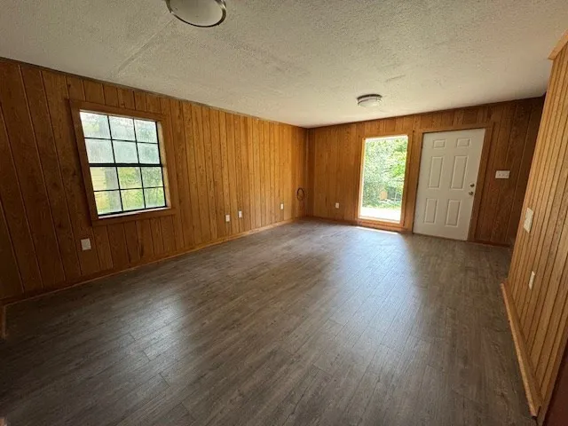 $109,000 | 203 Natchez Street North, Woodville, MS 39669