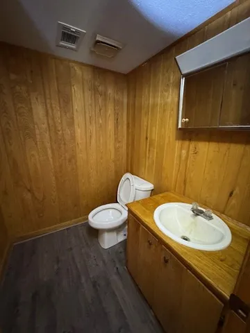 $109,000 | 203 Natchez Street North, Woodville, MS 39669