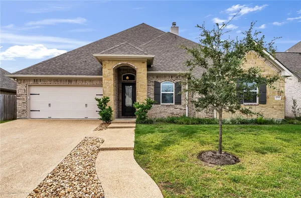 $3,300 | 4008 High Creek Court, College Station, TX 77845