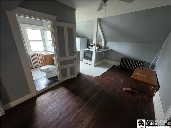 $800 | 329 Crossman Street, Jamestown, NY 14701