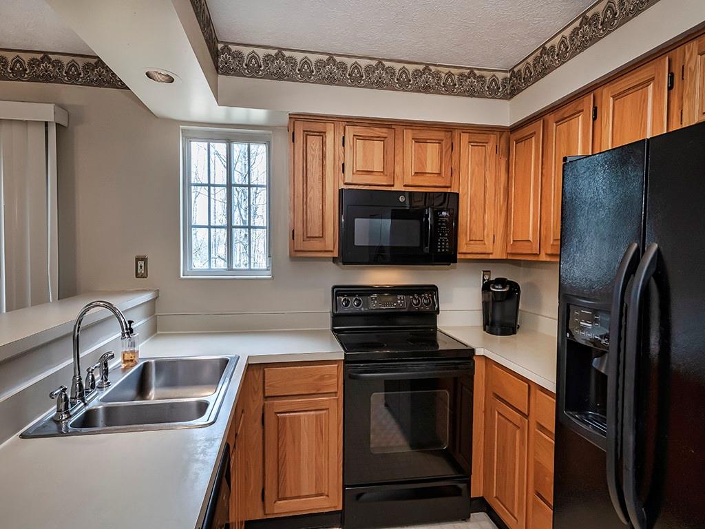 232 Rocky Ridge Road Bethel Park, PA 15102 - Photo 10 of 24 Gallery Image 10
