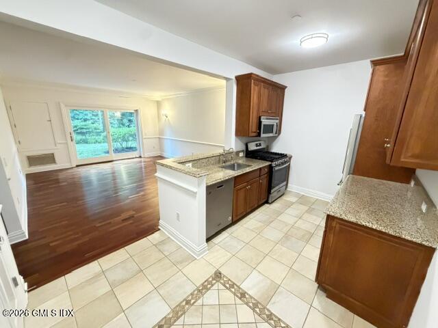 124 Ritch Avenue West, Unit B104 Greenwich, CT 06830 - Photo 4 of 9 IMG_3417