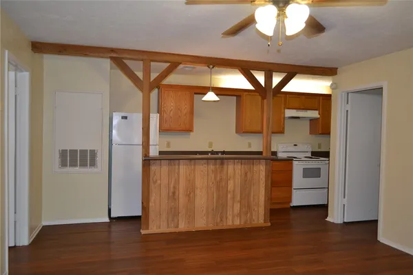 $975 | 1012 Autumn Circle, Unit B, College Station, TX 77840