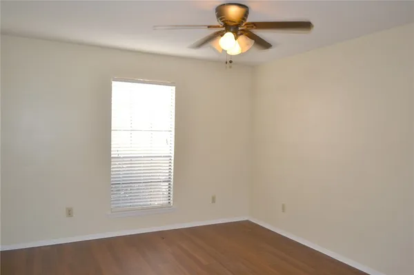 $975 | 1012 Autumn Circle, Unit B, College Station, TX 77840