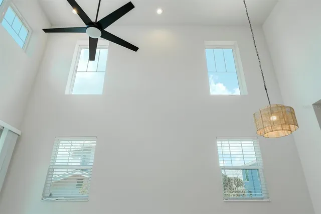 $4,450 | 410 Finn Way, Dunedin, FL 34698