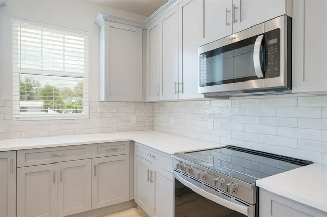 $4,450 | 410 Finn Way, Dunedin, FL 34698