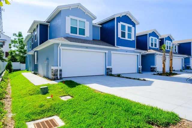 $4,450 | 410 Finn Way, Dunedin, FL 34698