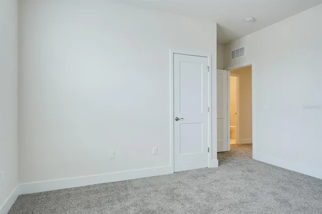 $4,450 | 410 Finn Way, Dunedin, FL 34698