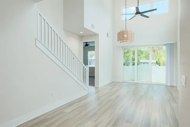 $4,450 | 410 Finn Way, Dunedin, FL 34698