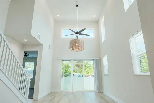 $4,450 | 410 Finn Way, Dunedin, FL 34698