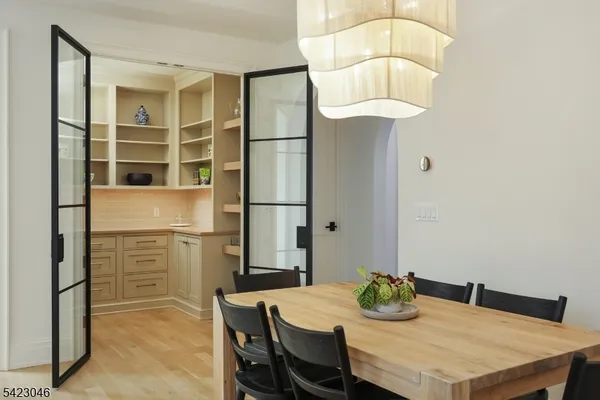$3,999,999 | 909 Wyandotte Trail, Westfield, NJ 07090
