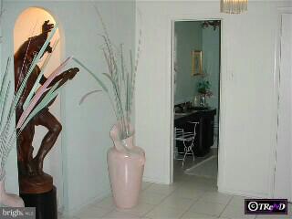 9725 Wynmill Road Philadelphia, PA 19115 - Photo 4 of 6