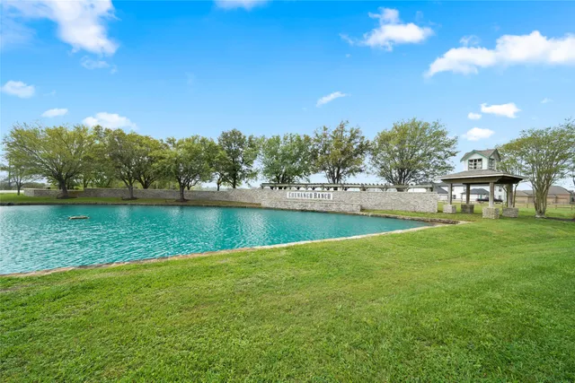 $135,000 | 21502 Chenango Lake Drive, Angleton, TX 77515