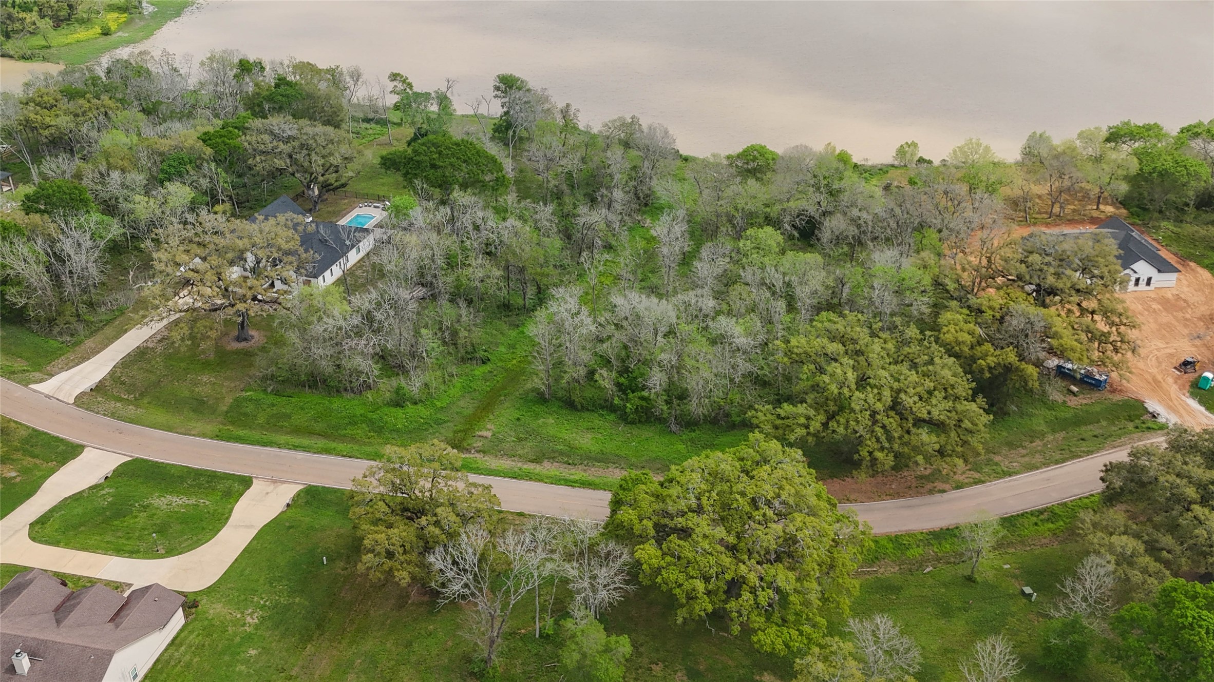 21502 Chenango Lake Drive Angleton, TX 77515 - Photo 3 of 18 an aerial view of green space