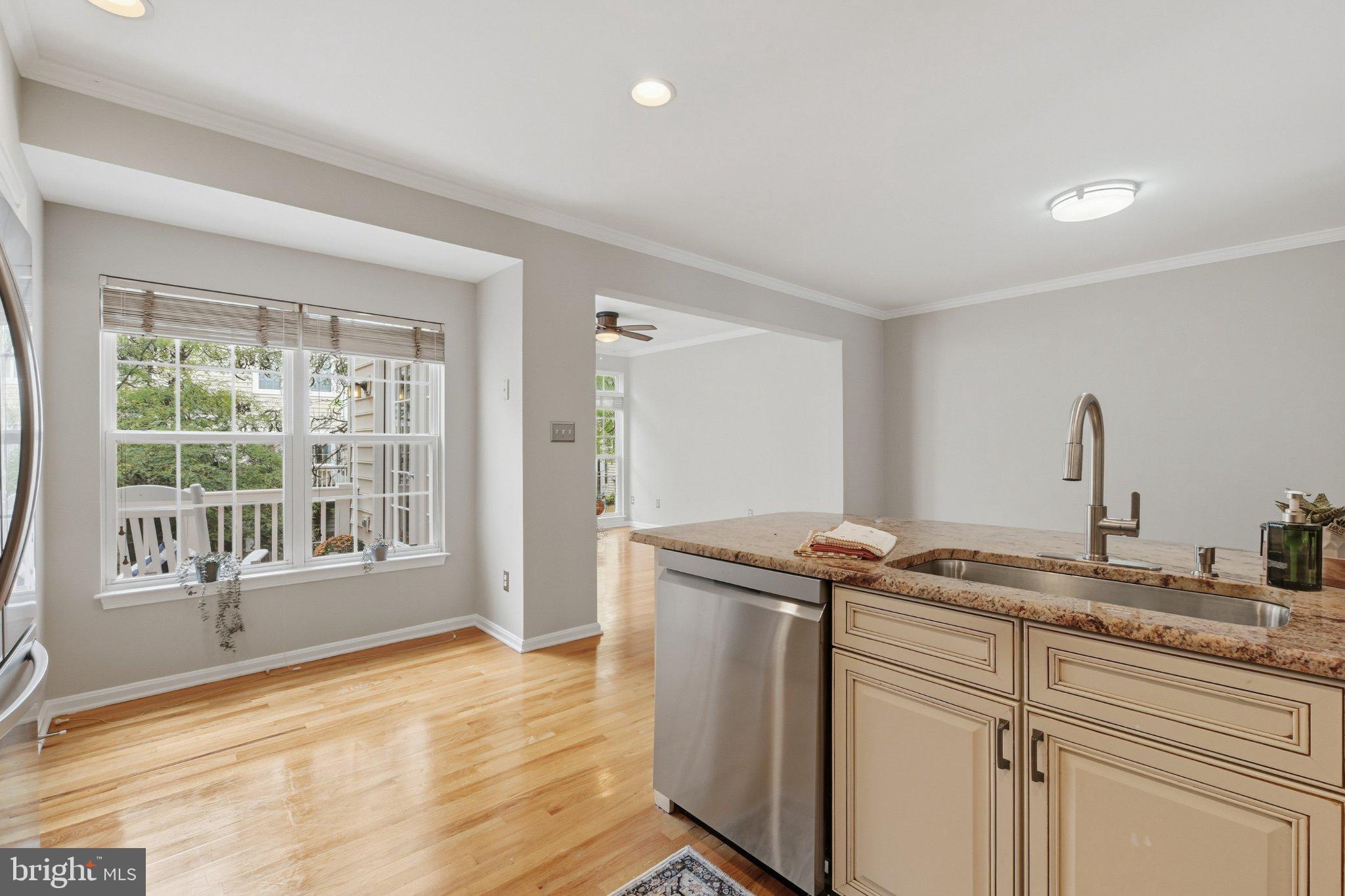 1986 Logan Manor Drive Reston, VA 20190 - Photo 12 of 36 Updated Kitchen with Granite & Stainless Steel