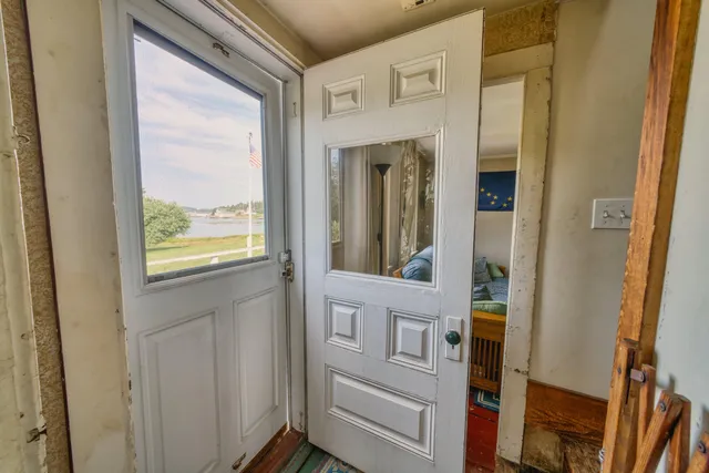 $729,000 | 129 East Boston Road, Vinalhaven, ME 04863