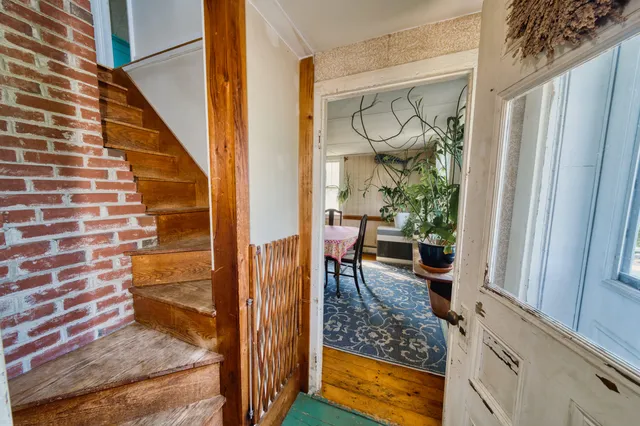 $729,000 | 129 East Boston Road, Vinalhaven, ME 04863