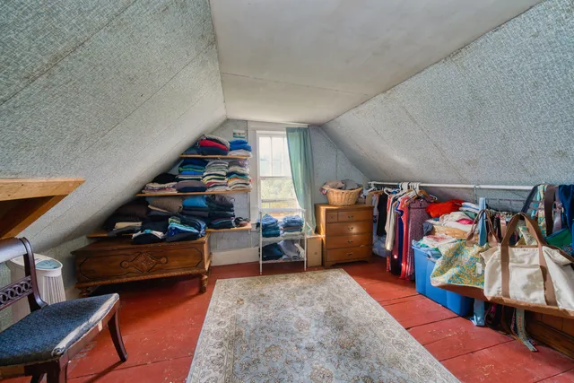 $729,000 | 129 East Boston Road, Vinalhaven, ME 04863