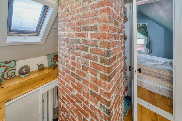 $729,000 | 129 East Boston Road, Vinalhaven, ME 04863