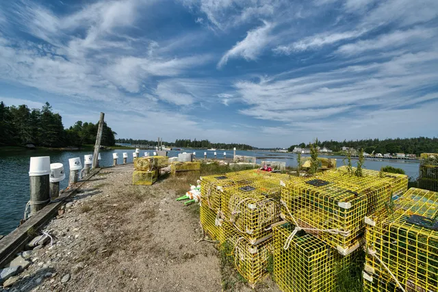 $729,000 | 129 East Boston Road, Vinalhaven, ME 04863