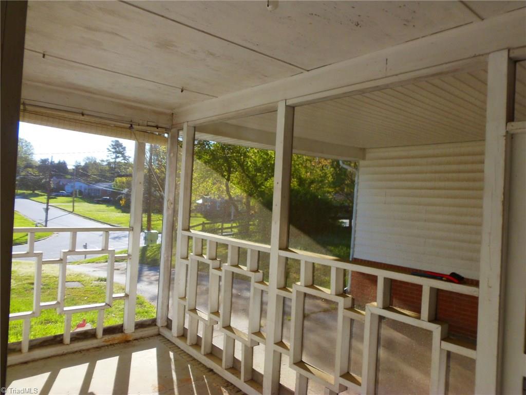 3806 Rolling Road High Point, NC 27265 - Photo 11 of 16