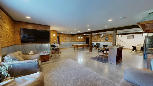 $950,000 | 26378 Drake Lane, Unit 26350, Henrietta, WI 53924