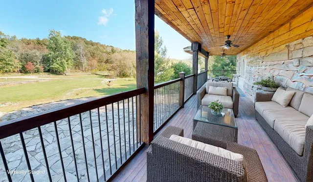 $950,000 | 26378 Drake Lane, Unit 26350, Henrietta, WI 53924