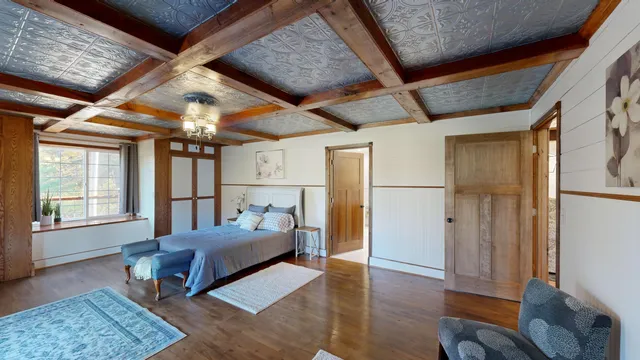 $950,000 | 26378 Drake Lane, Unit 26350, Henrietta, WI 53924