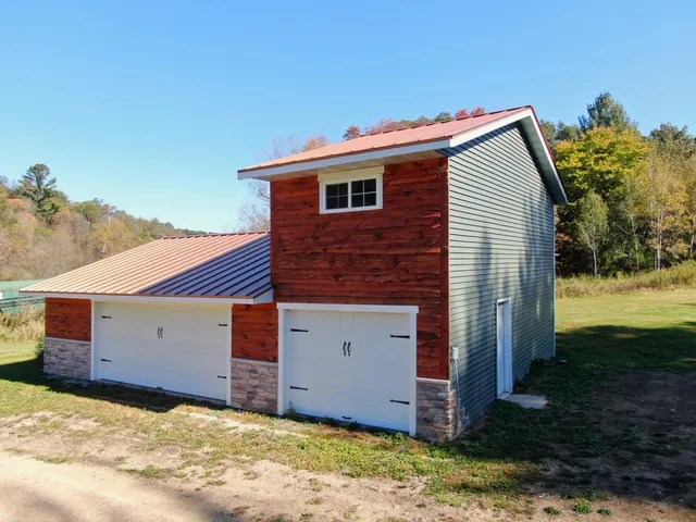 $950,000 | 26378 Drake Lane, Unit 26350, Henrietta, WI 53924