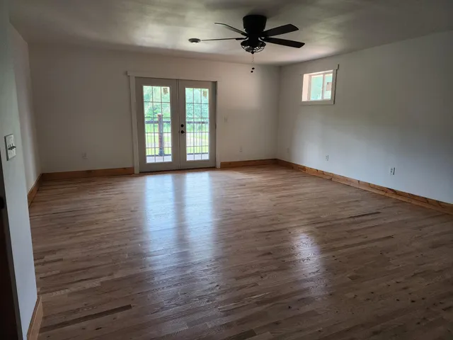 $950,000 | 26378 Drake Lane, Unit 26350, Henrietta, WI 53924