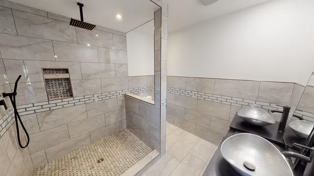 $950,000 | 26378 Drake Lane, Unit 26350, Henrietta, WI 53924