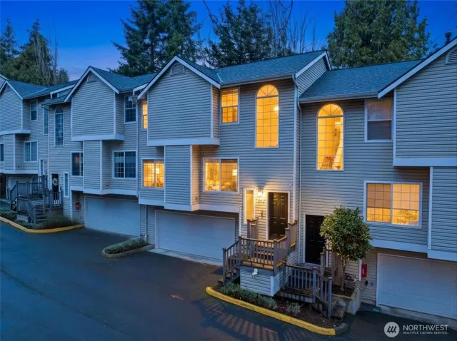 $775,000 | 14505 Simonds Road Northeast, Unit C, Kirkland, WA 98034