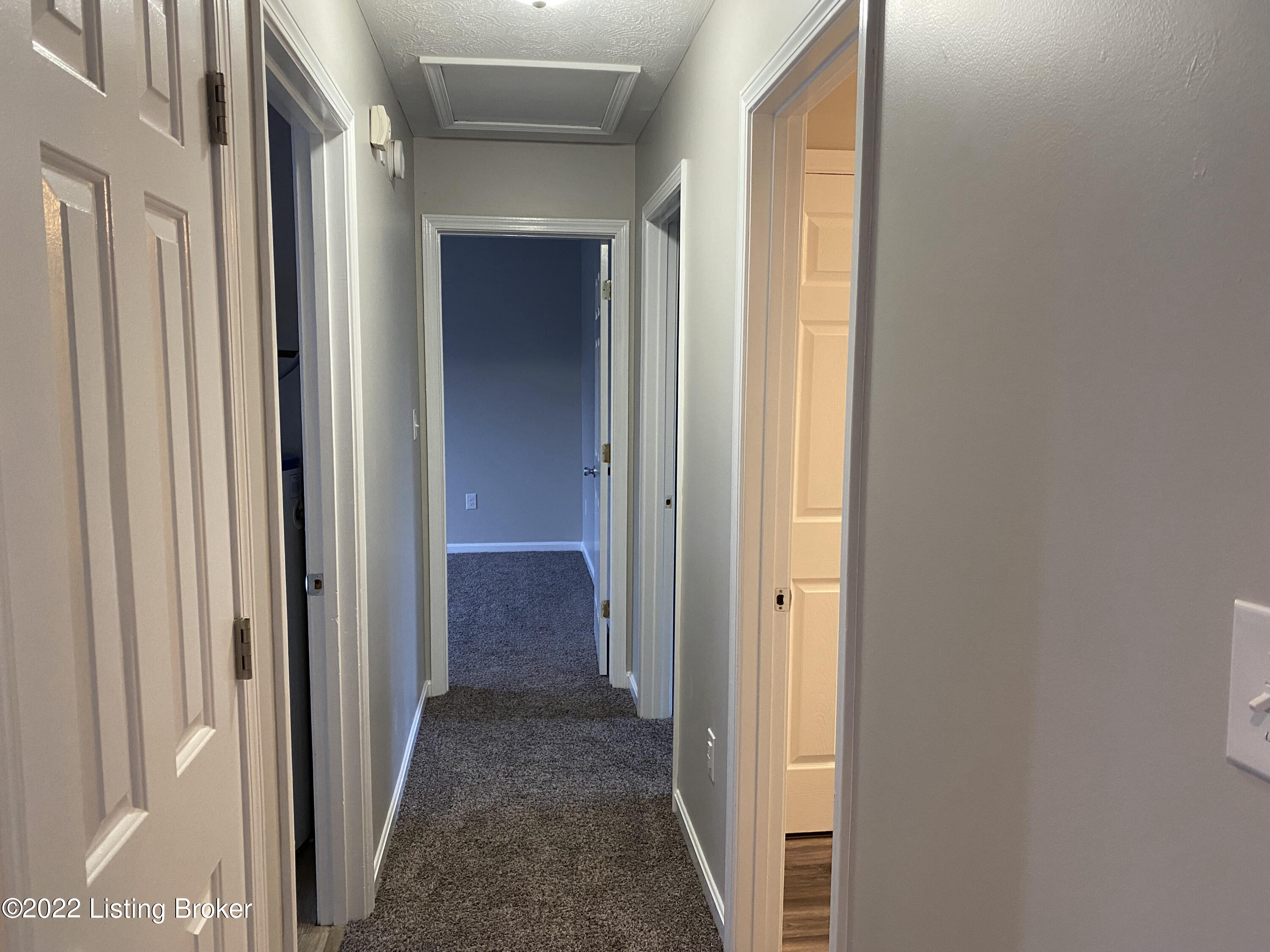 365 Bullitt Road Simpsonville, KY 40067 - Photo 13 of 31 IMG_4830