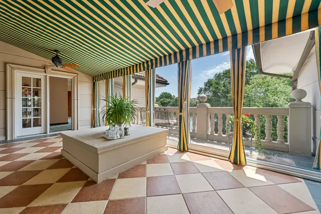 $3,250,000 | 23 Polo Drive, South Barrington, IL 60010