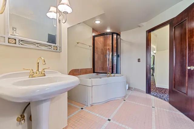 $3,250,000 | 23 Polo Drive, South Barrington, IL 60010