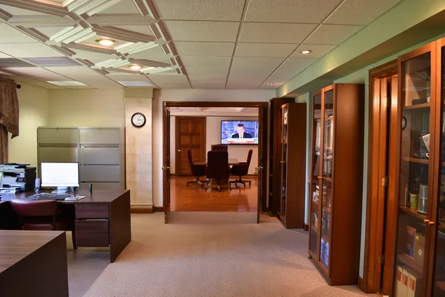 $3,250,000 | 23 Polo Drive, South Barrington, IL 60010